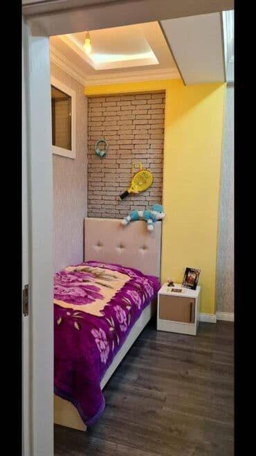 elmlerde 1 otaqli evlerin qiymeti: 3 otaqlı, Yeni tikili, m. Əhmədli, 44 kv. m — 2