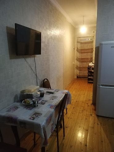 tovuz kiraye ev: Kirayə verilir: oğlan otaq yoldaşı axtarılır. 2 nəfər var, 1 nəfər — 3