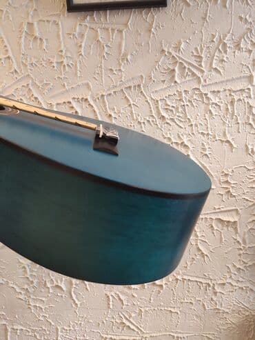 gitar klasik: Valencia VC204TBU Klassik gitara Simlərin sayı: 6 Üst:Sitka Spruce — 4