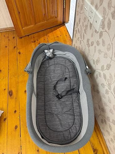 Для девочки и мальчика, Б/у, Овальная, Колыбель, Без бортиков, С матрасом, С механизмом качания — 2