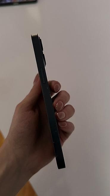 blackbird mikrodalgali soba: IPhone 13, 128 GB, Qara, Barmaq izi, Simsiz şarj, Face ID — 5