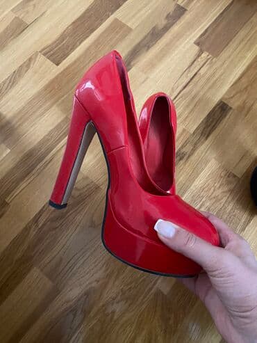 Volkswagen: Туфли, Размер: 39, цвет - Красный, Б/у — 2