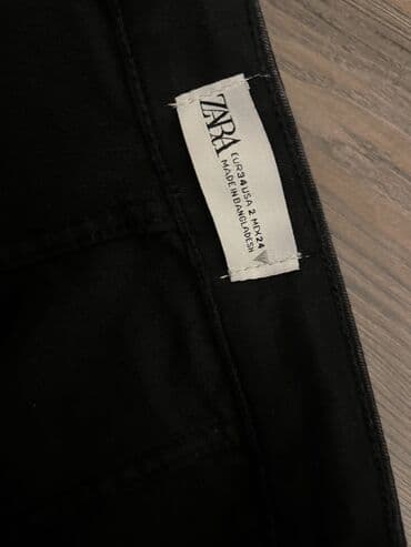 9 sinif azerbaycan dili: Zara yan cibləri ve arxa eteklerde zamok olan, dar, uzun qara cins — 4