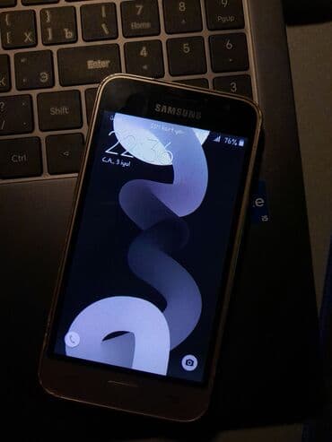 samsung galaxy star 2 plus qiymeti: Samsung Galaxy J1 2016, 8 GB, rəng - Qızılı, Sensor, İki sim kartlı — 2