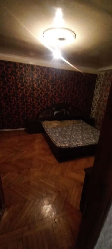 sumqayit bina evi: Xırdalanda 5 nömreli məktəbin yanında olan 5 mərətbeli binain 6 daş — 8