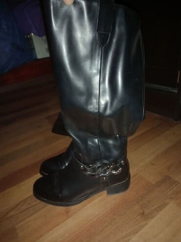 утепленные резиновые сапоги: Размер: 38, цвет - Черный, Б/у — 2