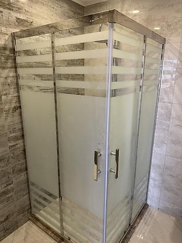 su 19 lt: Şüşə duş kabinası - Material: Kalın temperli şüşə panellər, yuxarı — 1