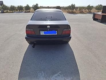 mercedes benz c class 2000: BMW 3 Seriyası E36 sedan mator karopkada problem yoxdur m52 tək vanus — 2