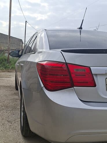 kia sorento 2015 qiymeti: Chevrolet Cruze: 1.4 l | 2014 il 286000 km Sedan — 3