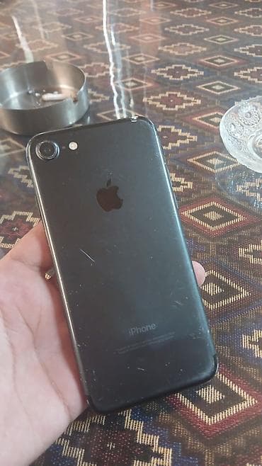 a 7 2018: IPhone 7, 128 GB — 3