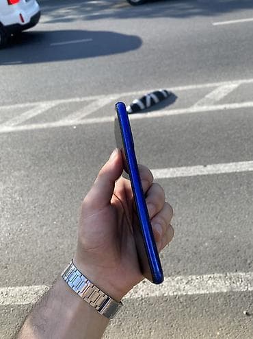 xiaomi miband: Xiaomi Mi 8, 32 ГБ, 
 Face ID — 1