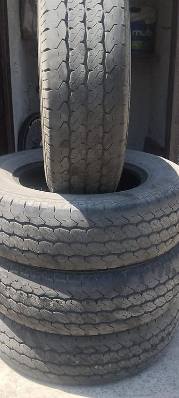 Nəqliyyat: Şin Lassa 215 / 75 / R 16 — 3