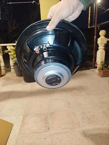 Bass dinamik (subwoofer) üçün güclü dinamika - Ölçü: təxmini 10–12