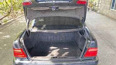 prado tekerleri type 1: Mercedes-Benz E 230: 2.3 l | 1996 il Sedan — 5