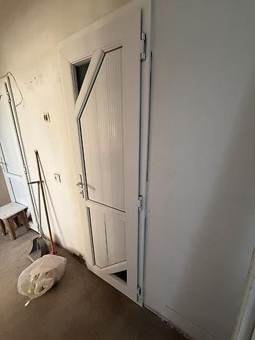 arı balı: PVC qapı dəsti - Material: ağ rəngdə PVC profil - Dizayn: iki fərqli — 2