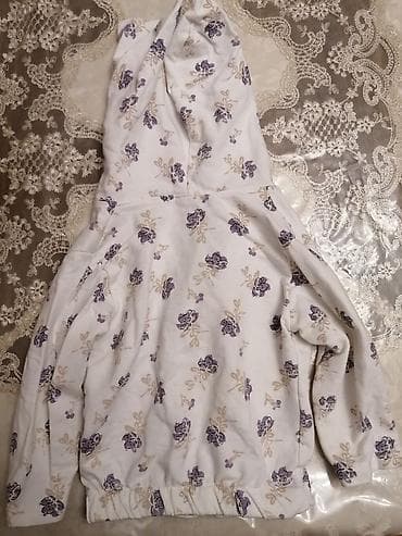 Детская обувь: 1-2 yaşlı uşaq üçün nazik, papaqlı jaket. Yaxşı vəziyyətdə — 2