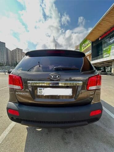 turbo az hyundai i30 dizel: Kia Sorento: 2 l | 2011 il Ofrouder/SUV — 7