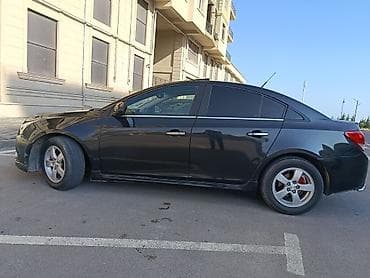 karavan satış: Chevrolet Cruze: 1.4 l | 2014 il 216976 km Sedan — 3