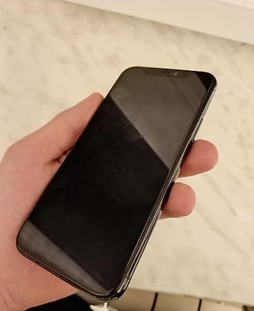 IPhone 11 Pro Max, Matte Midnight Green