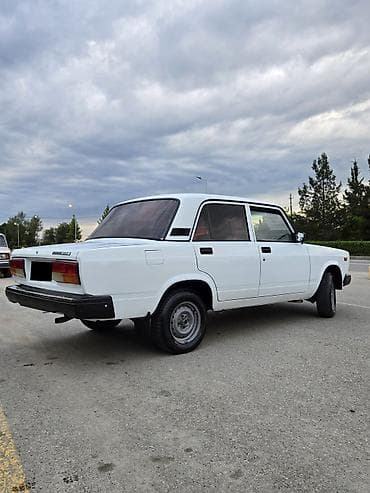 ucuz elektrikli avtomobil: VAZ (LADA) 2107: 1.6 l | 2010 il 211000 km Sedan — 3