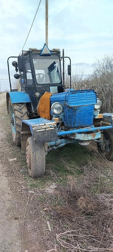 avto disklər: Traktor MTZ-80 (Belarus) – mavi rəngli, kabinalı. Texniki — 4