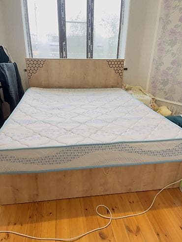 tunba: İki tunbo bazalı yataq +matras — 2
