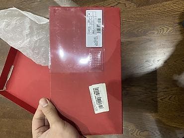 900 manat Valentino kiwi ayaqqabisi hec geyinilmiyib hediyye verilib — 8