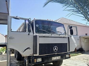 - Növ: 6x4 dumper (samossval), üç oxlu - Kuzov: yüksək hündürlüklü at lalafo.az - Növ: 6x4 dumper (samossval), üç oxlu - Kuzov: yüksək hündürlüklü