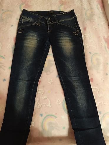 Paltolar: Təzə qalıb.hec bir problemi yoxdur. 5 mnta satilir — 1