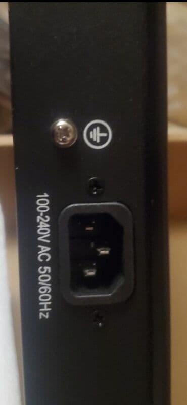 modem zyxel: Hikvision 24 port swich whatsaap aktivdi Hikvision 9eded kamerada yeni — 6