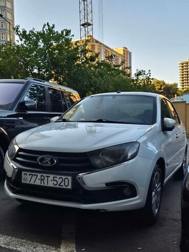 vaz 2103: Barter de var Lada Granta modelinin bu ağ rəngli sedanı dörd qapıya və — 8