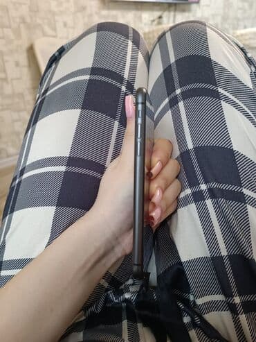 Fly: IPhone 11, Черный — 7