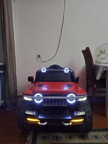 Uşaq üçün elektrikli off-road tipli maşın - Korpus: parlaq qırmızı