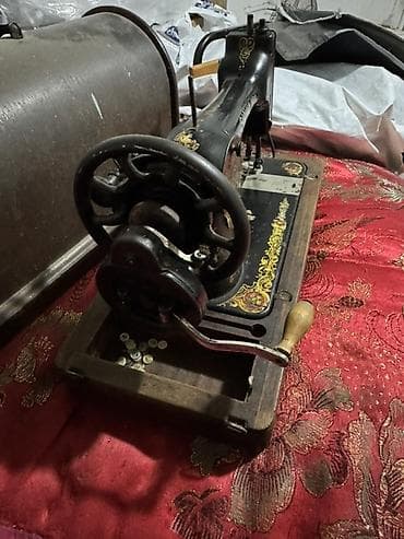 antik eşya: Məhsul: Singer mexaniki tikiş maşını (antik, əl qolu ilə) — 2