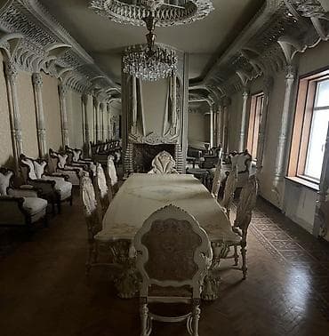İşlənmiş, Divan, Dolab, Jurnal masası, İtaliya