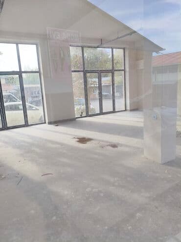 Alfa Romeo: Gəncə ş. Sərcə bazarın qabaq yol qıragı gedış gəlişin sıx oldugu — 9