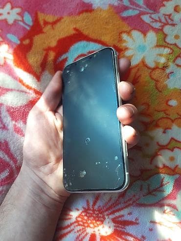 telefon alisi ve satisi: IPhone Xr, Ağ, Qırıq — 3