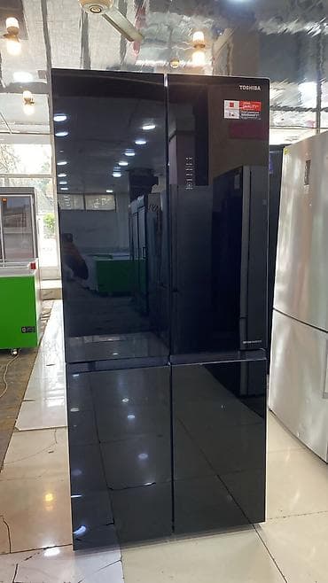 xaladenik ev: 4 qapılı Toshiba Soyuducu Satılır, rəng - Qara — 1