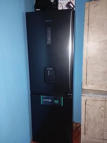 cəki tərəzisi: 2 qapılı Hisense Soyuducu Satılır, rəng - Qara, Dispenserli — 1