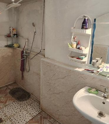 20 ci sahədə evlər: 2-ci Alatava 4 otaqlı, 92 kv. m — 1