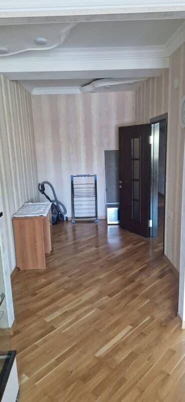 sumqayit 6 ci mikrorayon: Yasamal rayonu,Oksford Məktəbinin yanında 2 otaqlı,Təmirli mənzil — 11