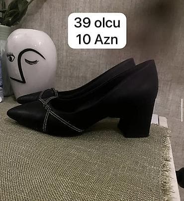 Qadın üçün qara klassik tufli - Ölçü: 39 - Qiymət: 10 AZN (şəkildə lalafo.az -da Qadın üçün qara klassik tufli - Ölçü: 39 - Qiymət: 10 AZN (şəkildə