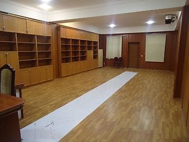 kiraye ev nermanovda: Xetai metro yaxiliginda yerlesen biznes merkezinde. ofis icareye — 6