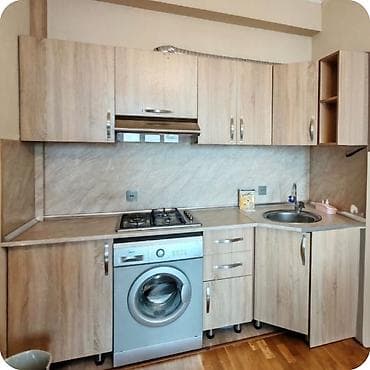 Mətbəx mebeli 220 azn . Eni 2.5 Üzərində Aspiratorda verilir. Təzə