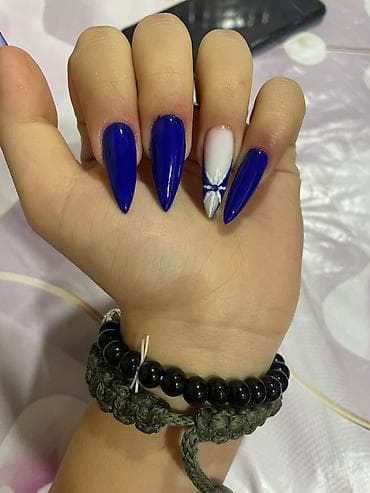 dirnaq: Salam qızlar dırnaq qaynağı edilir Ünvan Nizami metrosu təzə bazarın — 4