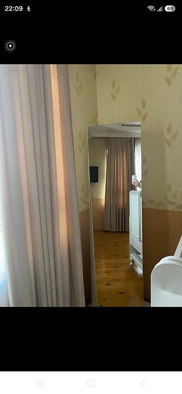 Мебель: Yataq otağı mebel dəsti - Rəng: ağ, qızılı detallarla - Tərkib: - 6 — 5