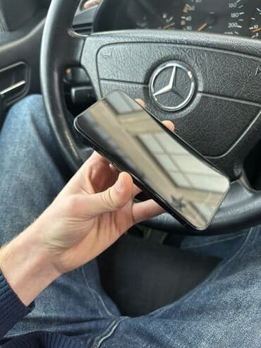 Hoffmann: IPhone 15, 128 GB, Qara, Face ID — 1