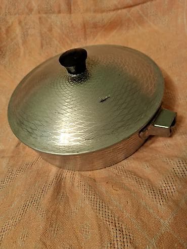 çuğun tava: Alüminium qapaqlı tava/kazan - Material: qalın alüminium gövdə, metal — 1