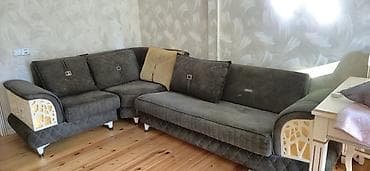 sultan divan: Divan açılır bazalidir 180 azn. Bir ayağı sınıb. Ünvan Neftçilər (Fn) — 1