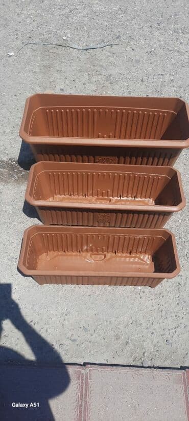 gul qablarinin satisi: Kvadrat düzbucaqlı dibçəklər 
ferqli razmerde — 3